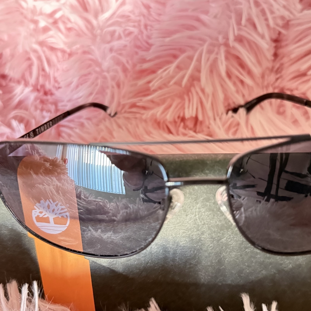 Timberland Aviator Sunglasses with Black Frame and Gray Lenses